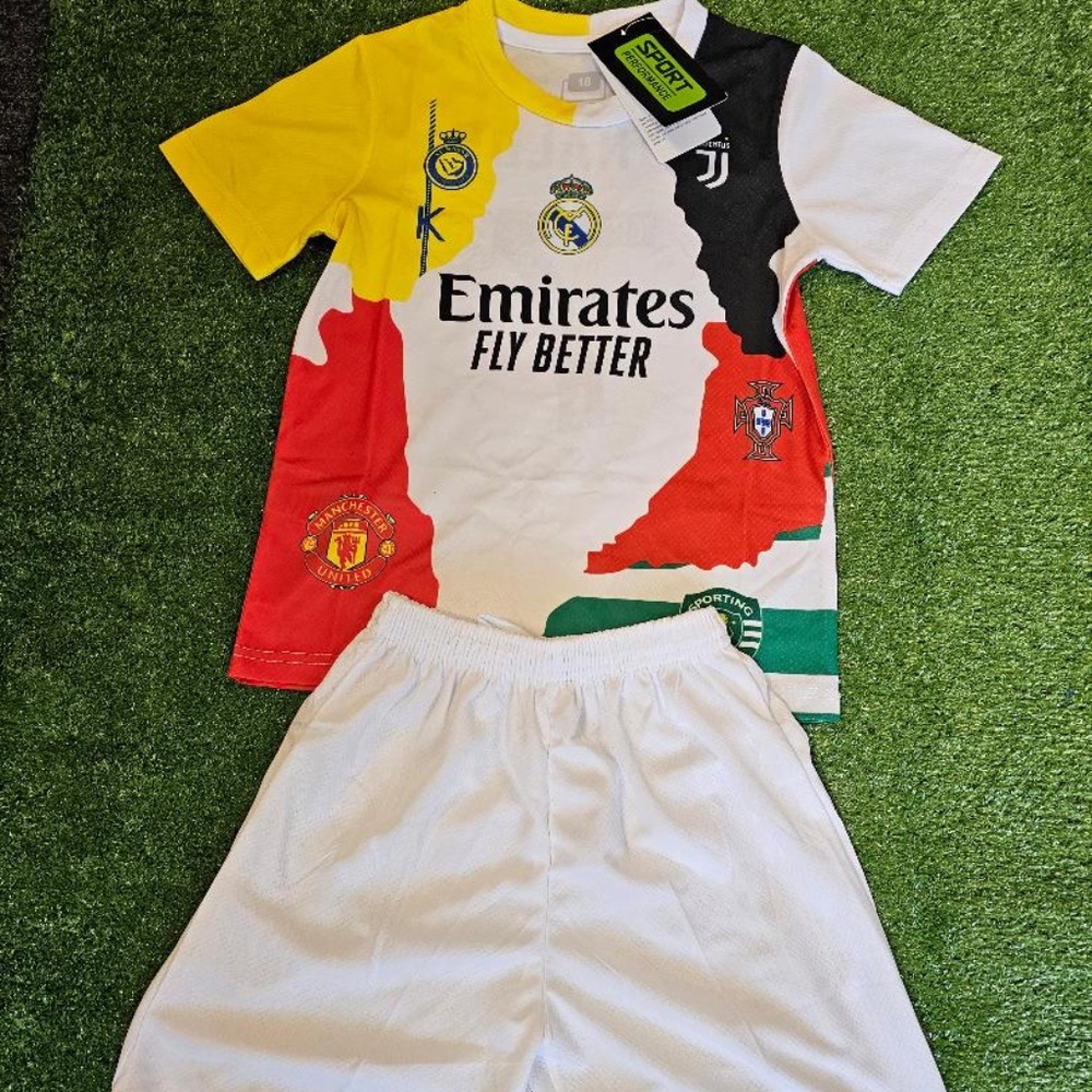 Ronaldo #7 Soccer Kit 6 Teams in 1